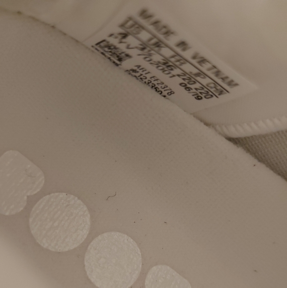 *SOLD* Adidas Pharrell SolarHu Glide Size 4 - Picture 6 of 9